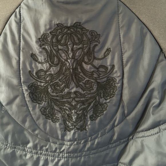 Athleta quilted puffy vest - Picture 3 of 6